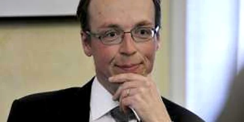 Parlamentarul Jussi Halla-aho a cerut Guvernului să combată cerşetoria.
