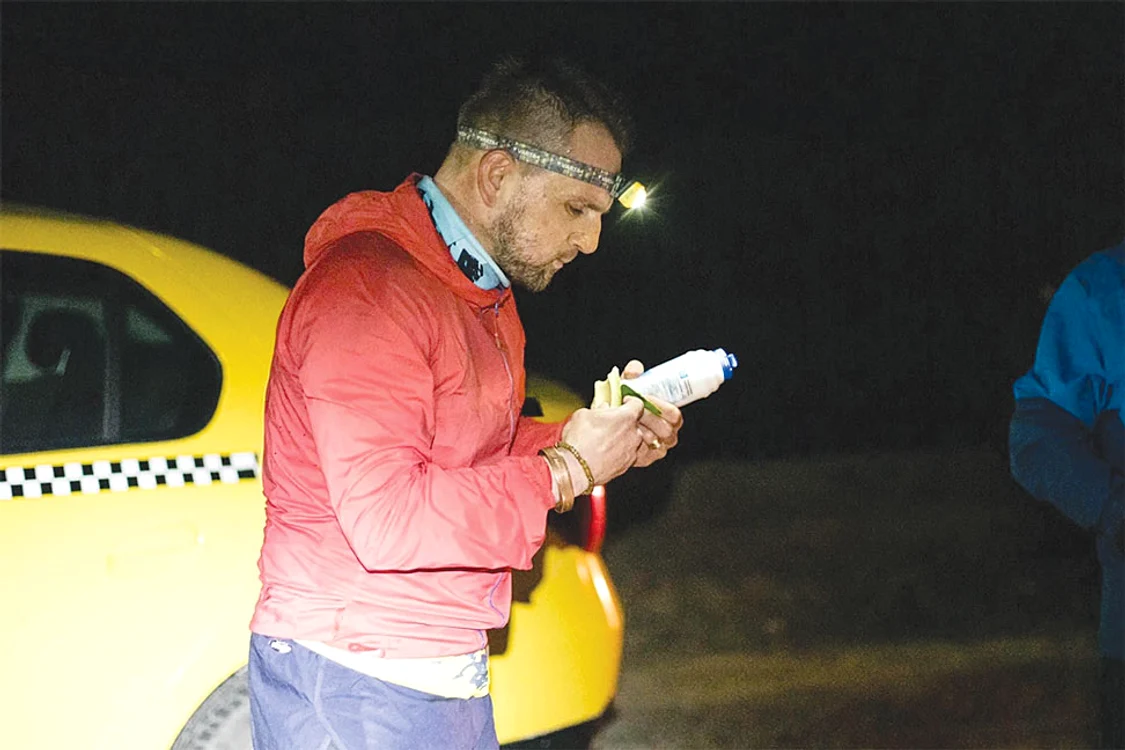 Cosmin a alergat 20 de ore fără întrerupere. Foto: Elena Răileanu