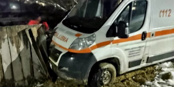 Ambulanta FOTO Ziarul de Vaslui jpeg