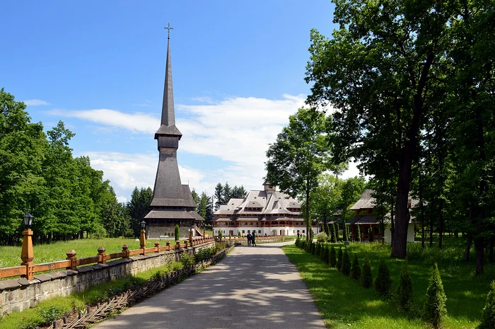 Mănăstirea Peri Săpânța FOTO wikipedia