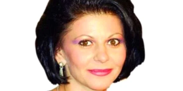 Elena Cârstea: "Am de dat 90.000 de dolari după operaţie"- Revista presei mondene
