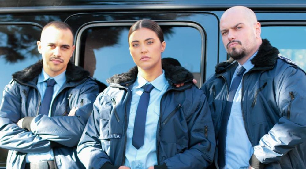 „Haita de acțiune“ e locul 1 pe Netflix România și „încinge“ internetul. „ Îți violează orice urmă de inteligență“ FOTO VIDEO