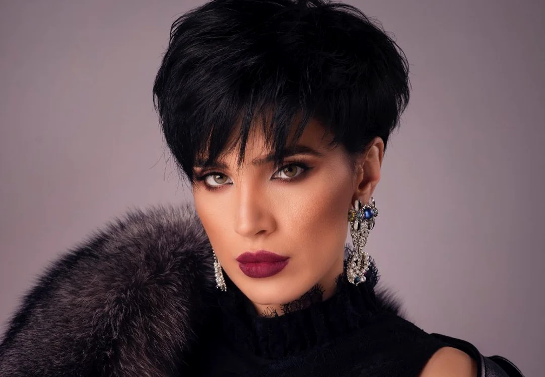 
    Adelina Pestriţu  