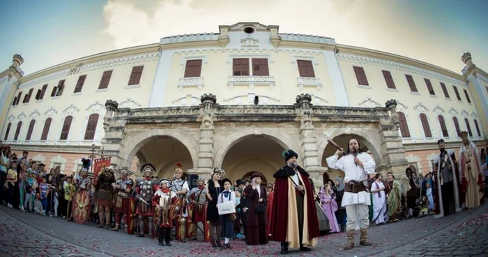 Personaje istorice la Muzeul Unirii din Alba Iulia