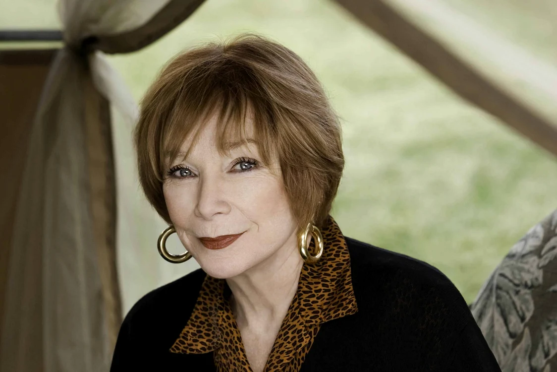 Shirley MacLaine FOTO Arhivă