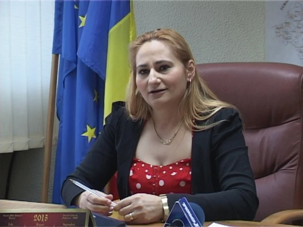Elena Coşman şi-a dat demisia din funcţia de subprefect FOTO botosaninecenzurat.ro