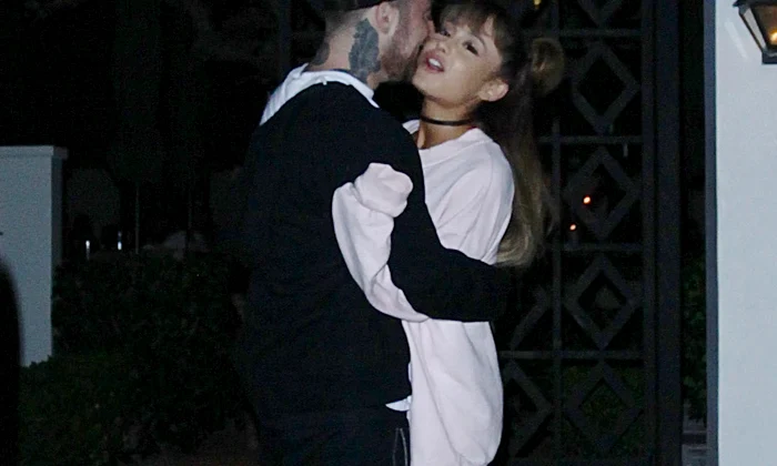 Exclusive    Ariana Grande & Mac Miller Pack On The PDA In Los Angeles ***NO USE W/O PRIOR AGREEMENT   CALL FOR PRICING*** jpeg