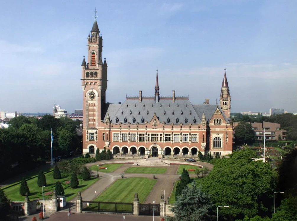 Palatul Păcii de la Haga, Olanda, sediul Curţii Internaţionale de Justiţie