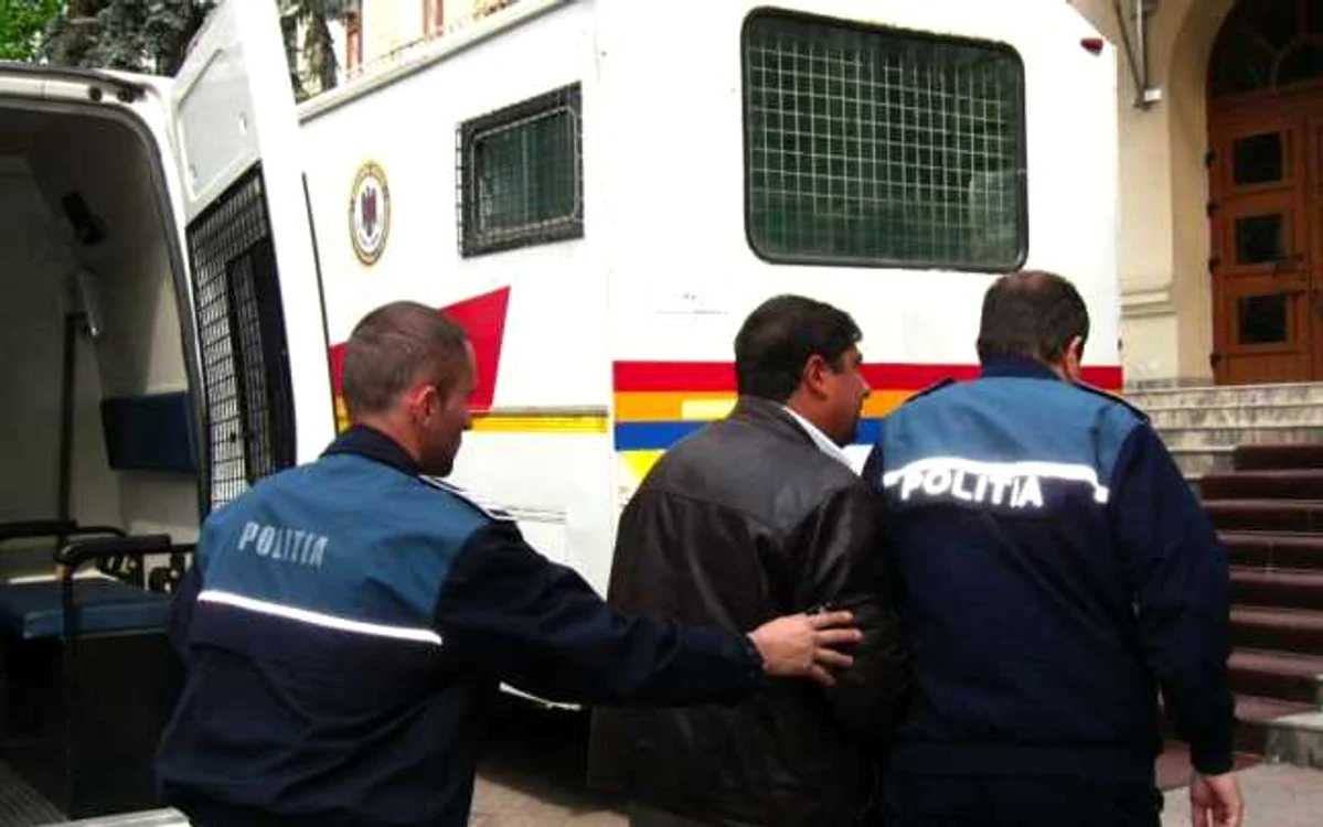 Poliţiştii vor fi la muncă în mini-vacanţa de Sărbători. FOTO: Arhivă