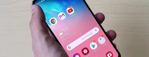 Samsung Galaxy S10e FOTO Adrian Pogîngeanu
