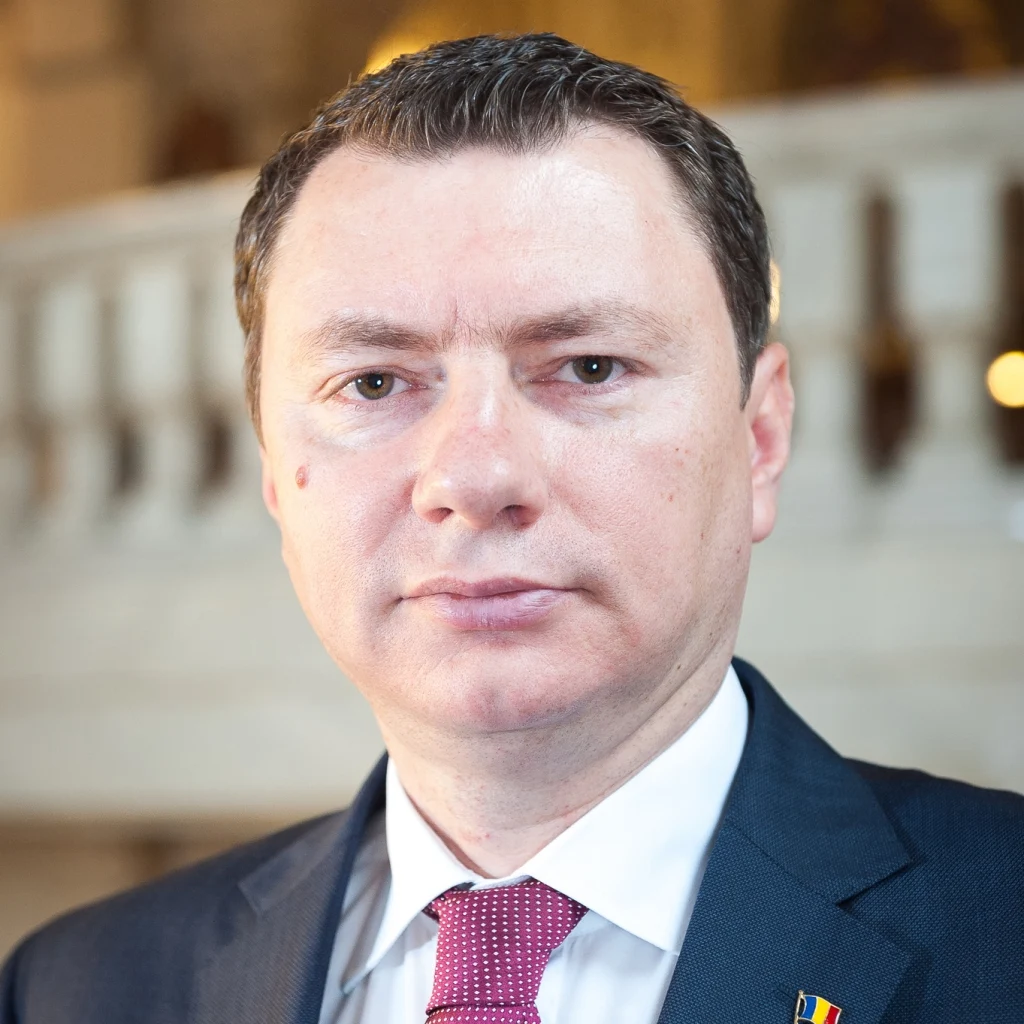 De ce politicile fiscale ale guvernelor PSD-PNL au dus la recesiune economică. Explicațiile viceguvernatorului BNR