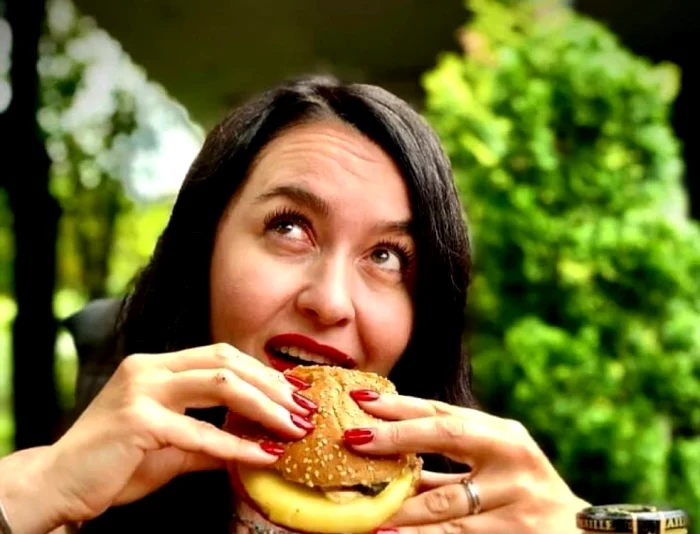 Vedeta a renunțat la diete / foto: Instagram