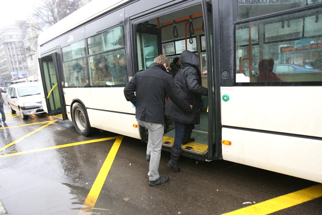 
    Hoții au fost duși la audieri  
