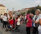 clujeni in piata unirii foto florina pop