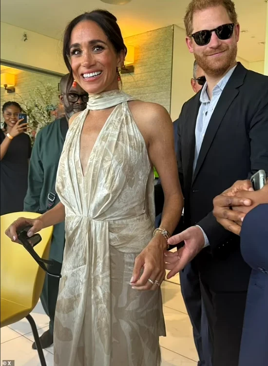 Meghan Markle și Harry în Nigeria foto X