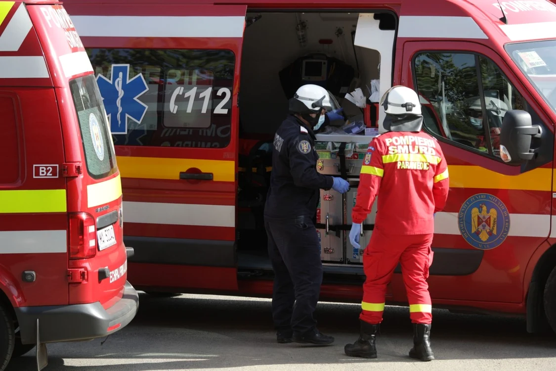 La faţa loculi au ajuns salvatorii FOTO Arhivă