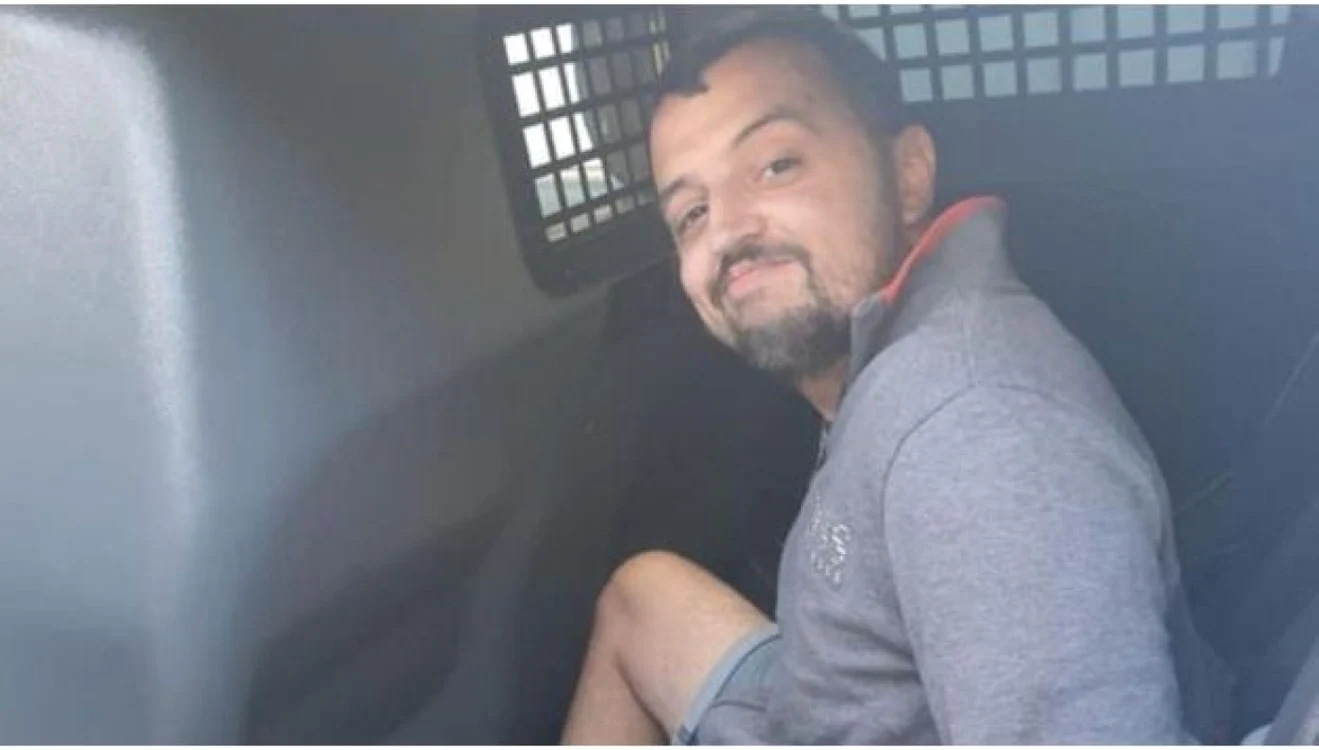 Armin Bălăucă a ieşit zâmbitor din tribunal FOTO captură video