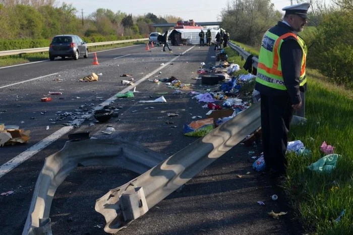 Accidentul de pe autostrada M7 FOTO Police.hu