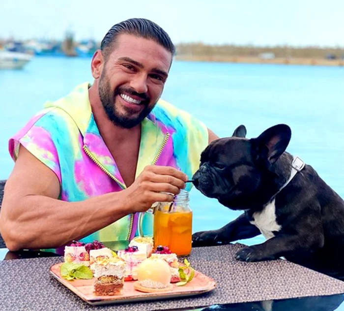 Dorian Popa și Cheluțu, o fabrică de banifoto: Instagram