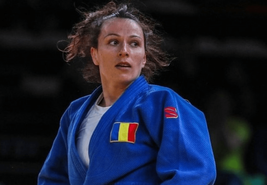Andreea Chițu: „Cred în România pentru că de-a lungul carierei am întâlnit oameni care m-au făcut să cred în propriile forțe“ VIDEO