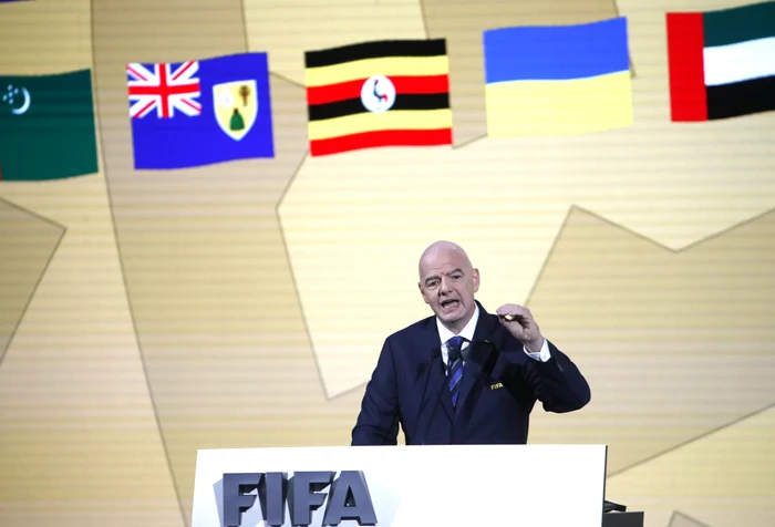 Gianni Infantino este criticat de tot mai mulți oameni de fotbal (Foto: EPAImages)