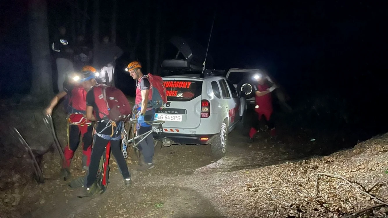 Victima a fost predată IML.Foto  Salvamont Argeş