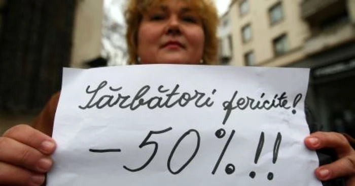 Profesoara Liliana Şchiopu le doreşte guvernanţilor sărbători fericite pe jumătate