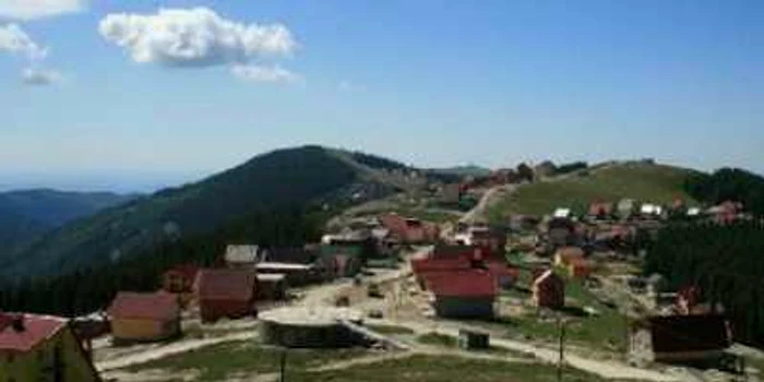 Târgu-Jiu: Copilul dispărut a fost căutat cu elicopterul
