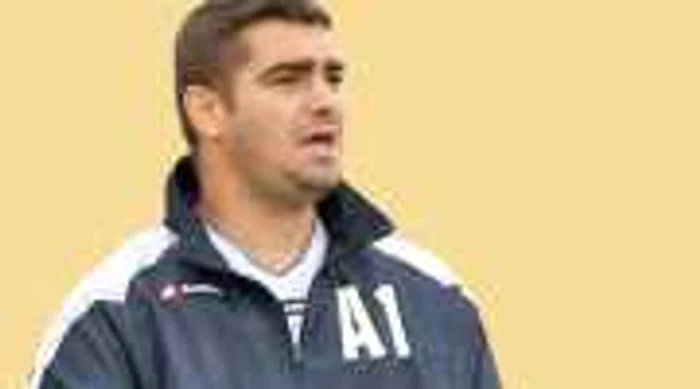 Liviu Ciobotariu va fi în premieră antrenorul roş-albilor