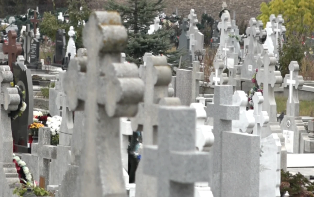 Cimitirul, ultimul drum FOTO: Arhivă