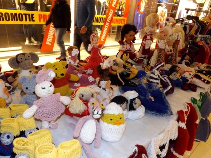 trei doamne maestre in arta crosetatului FOTO Corina Macavei