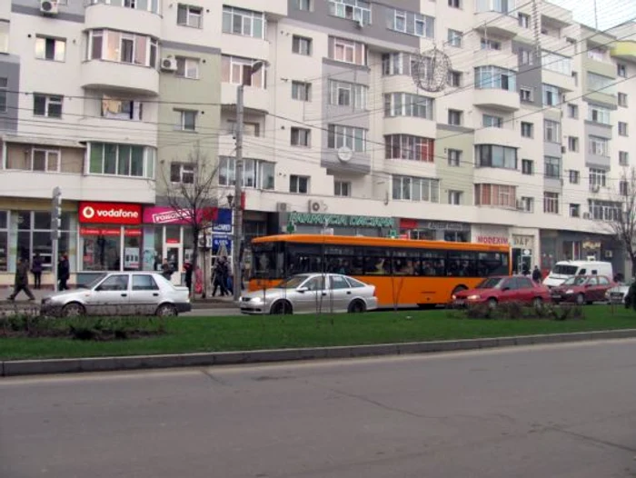 autobuz Loctrans