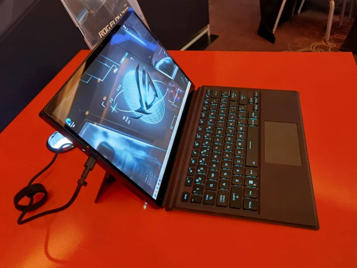 Tableta gaming ASUS ROG Flow Z13