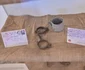 „Fenomenul Pitești. Adevărata față a comunismului în România” - cătușe Foto Muzeul Național Brukenthal Sibiu