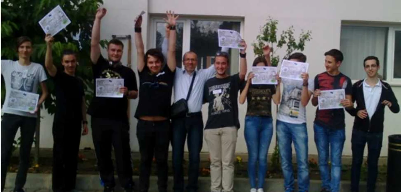 Echipa Centrului de Excelenţă pentru Robotică Focşani
