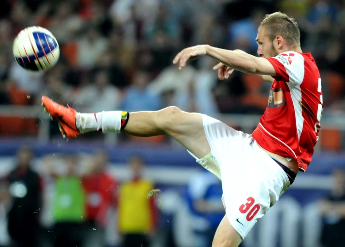 
    Cosmin Moți a jucat pentru Dinamo între 2005 și 2012Foto: sportpictures.eu  