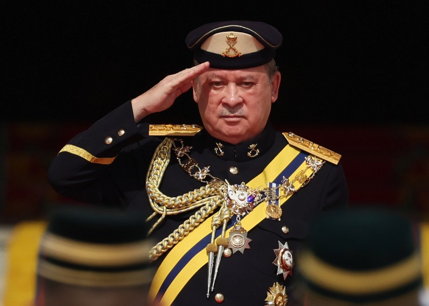 Malaysia și-a învestit noul rege, un miliardar pasionat de motociclete care dorește să se implice în politica țării