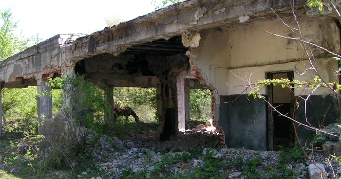 Fostul punct de lucru de la Gheboieni a fost "tocat" cu barosul