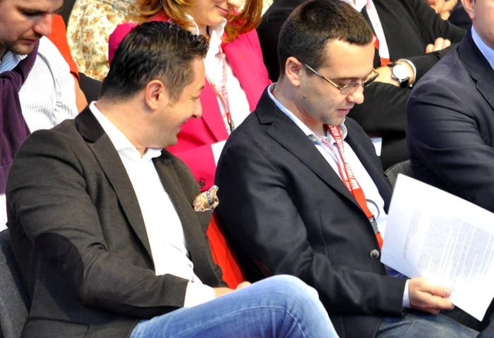 Marius Dunca (stânga) şi Gabriel Petrea (dreapta) la Congresul TSD din octombrie 2013, Braşov