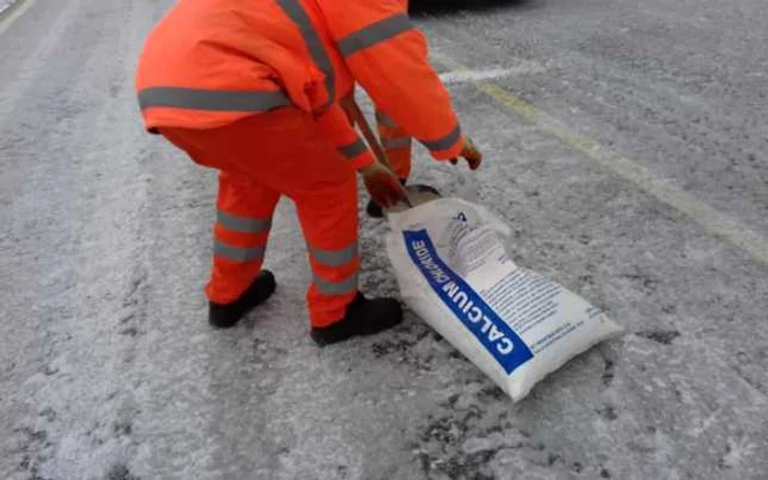 Drumarii au făcut ultimele verificări, fiind pregătiţi să intervină, anunţă DRDP Craiova FOTO: arhiva