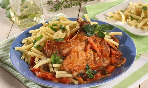 Pork Chops in Tomato Sauce with Mushrooms and Ham jpeg