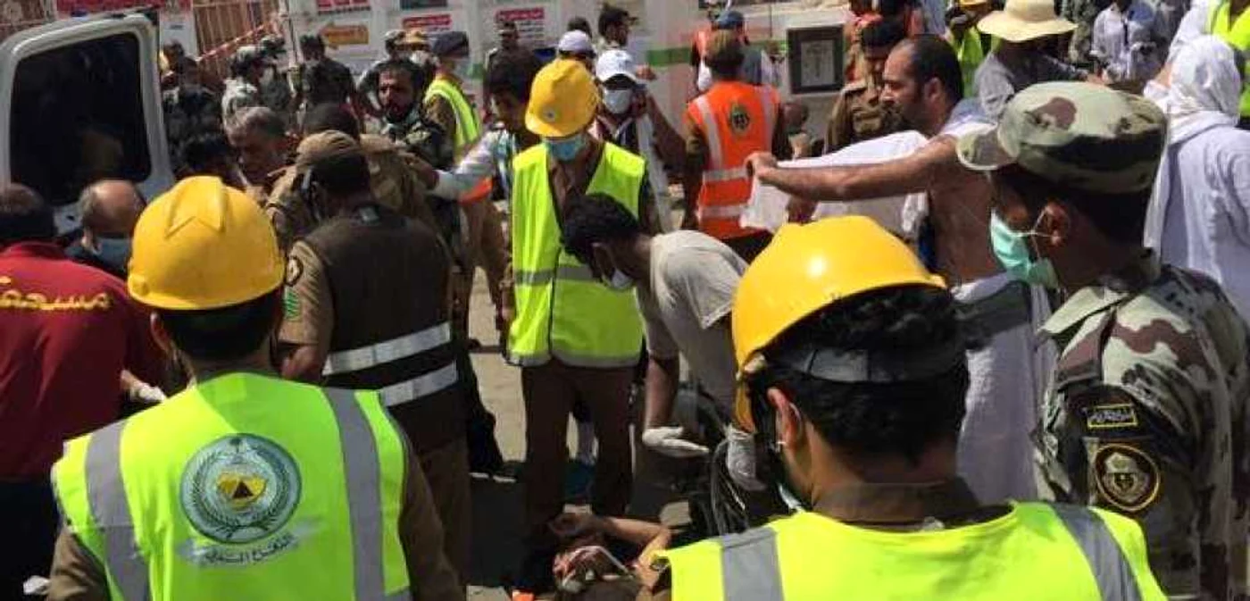 Peste 220 de persoane au murit călcaţi în picioare la Mina, la cinci kilometri de Mecca FOTO Twitter