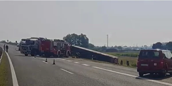 Accident rutier la Slavonski Brod Croatia Captura YouTube