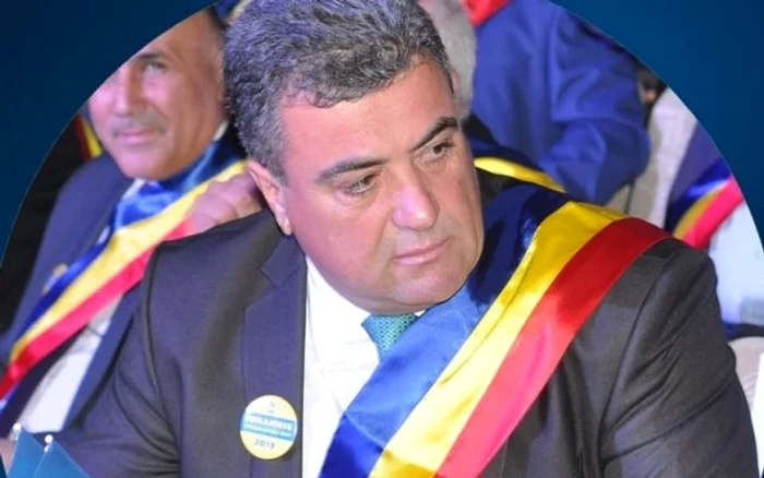 Tiberiu_Costea - noul prefect de Vâlcea - fost primar al comunei Lungeşti Foto Arhiva personală