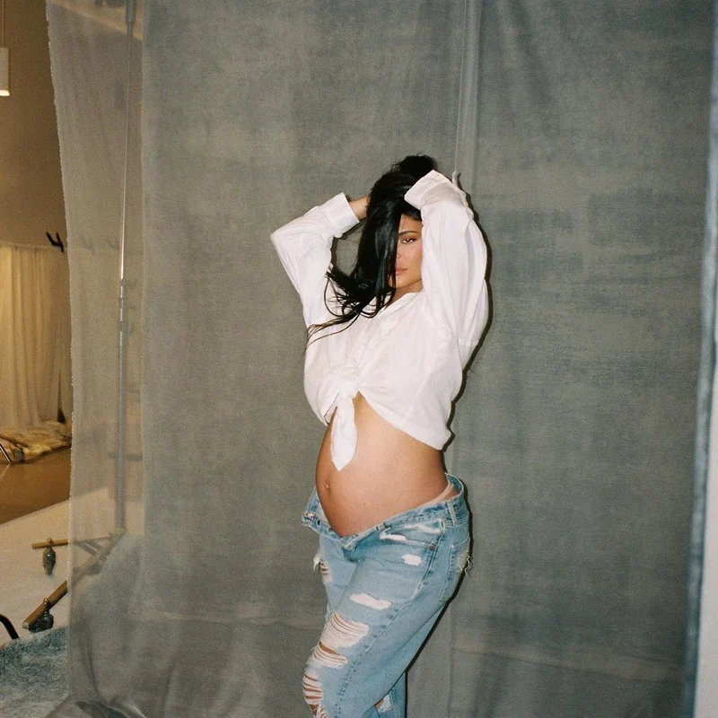 2 kylie jenner jpg jpeg
