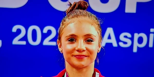 sabrina voinea foto Federatia romana de Gimnastica jpg