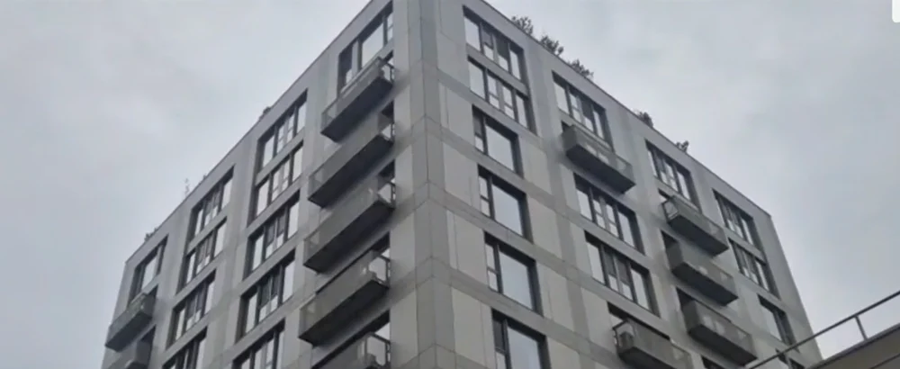 Ipoteză șocantă în cazul copilului căzut de la etajul 9: ce au observat vecinii înainte de moartea băiețelului de 5 ani