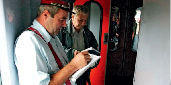 800 de oameni din cadrul CFR vor fi disponibilizaţi: Foto:Arhivă