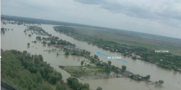 inundatii in delta dunarii foto ABADL