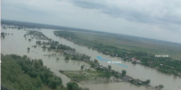 inundatii in delta dunarii foto ABADL